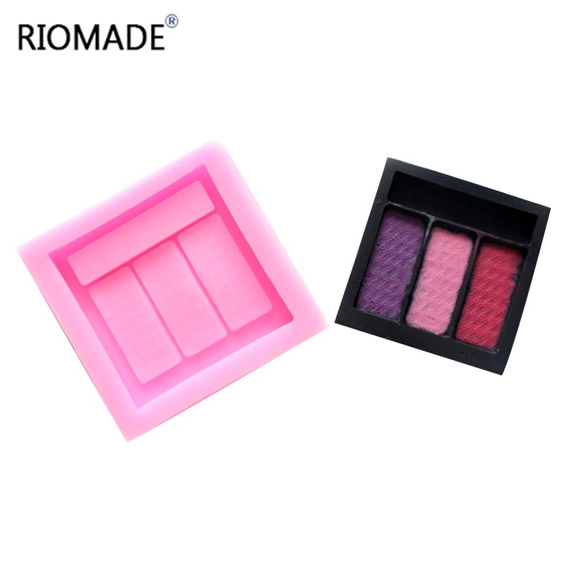 Инструменты для макияжа, помад – обзор и цена Lip Balm